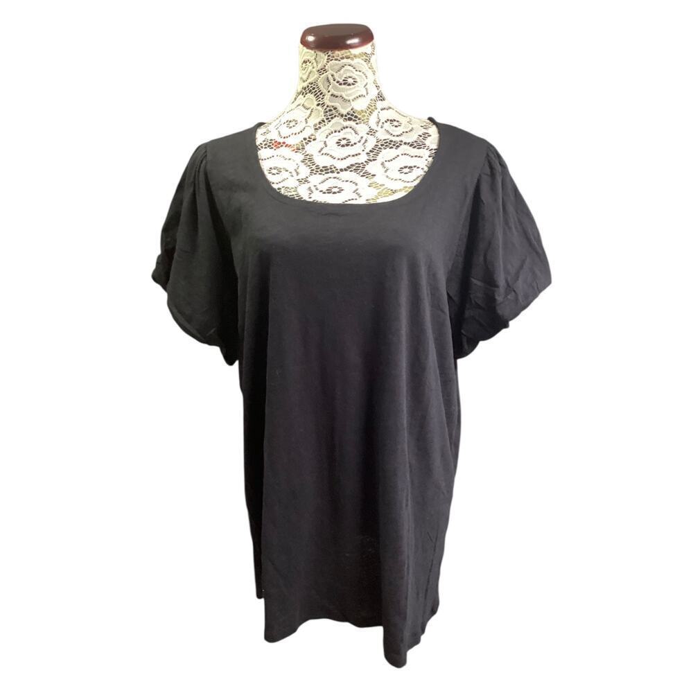 Torrid scoop neck puff sleeve size 3X black